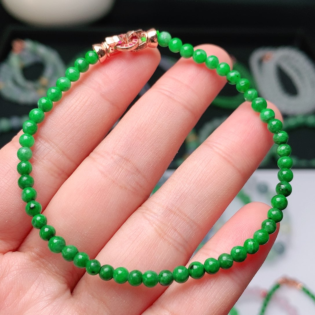 翡翠手链未镶嵌翡翠