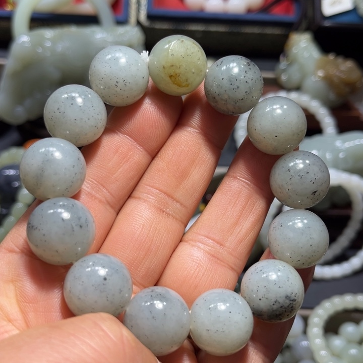 和田玉手链未镶嵌