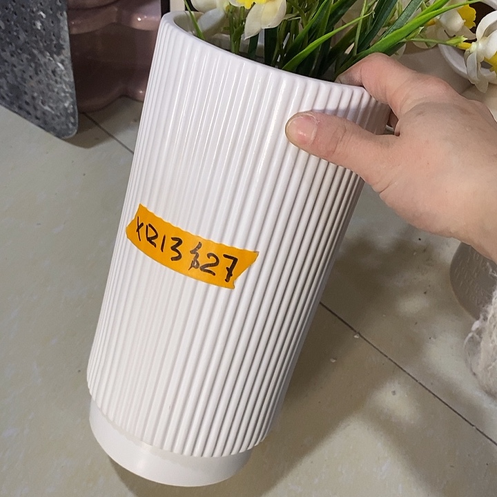 陶盆有孔 瑕疵针孔漏釉介意勿拍外口 13外高27