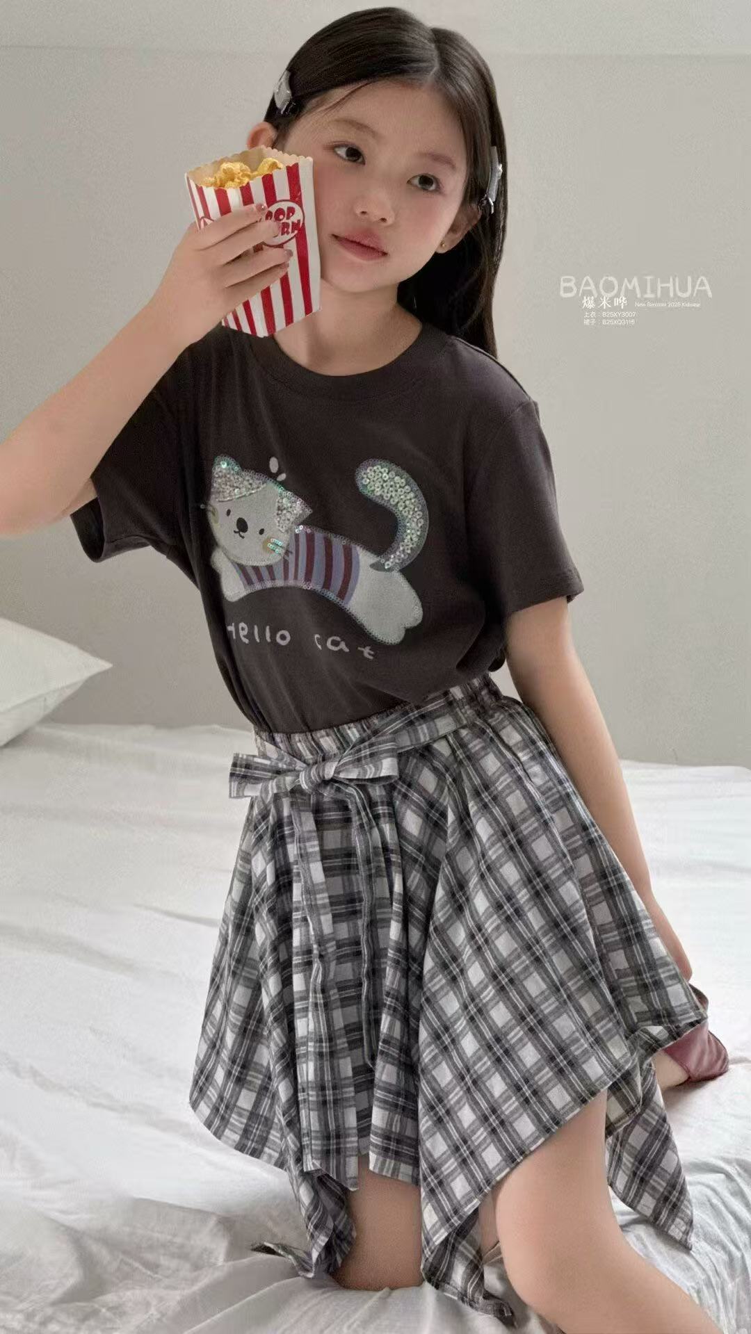 2024新款女童白色时尚休闲夹克