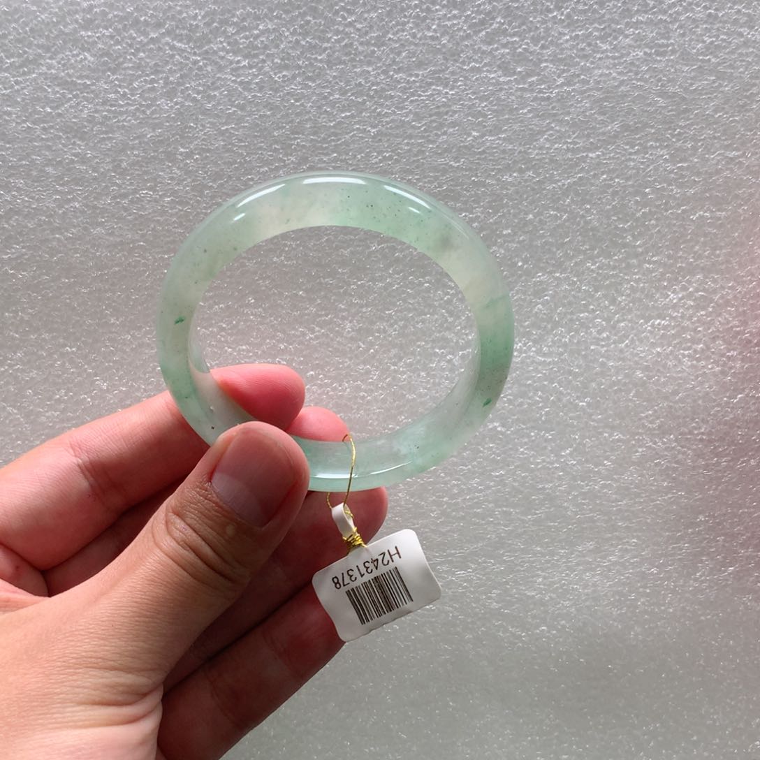 石英质玉手镯未镶嵌青青53-多人