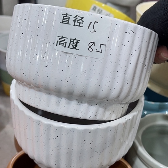 多肉绿植陶瓷花盆9.9包邮，有孔