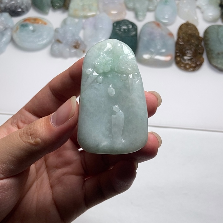 翡翠未镶嵌颈饰悟道24