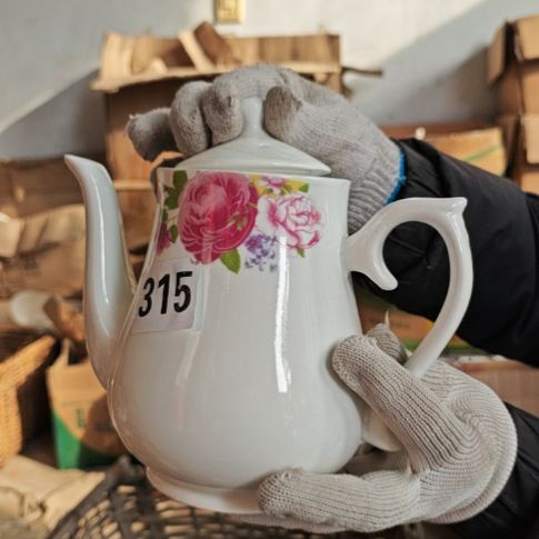 库存瓷片多孔茶壶