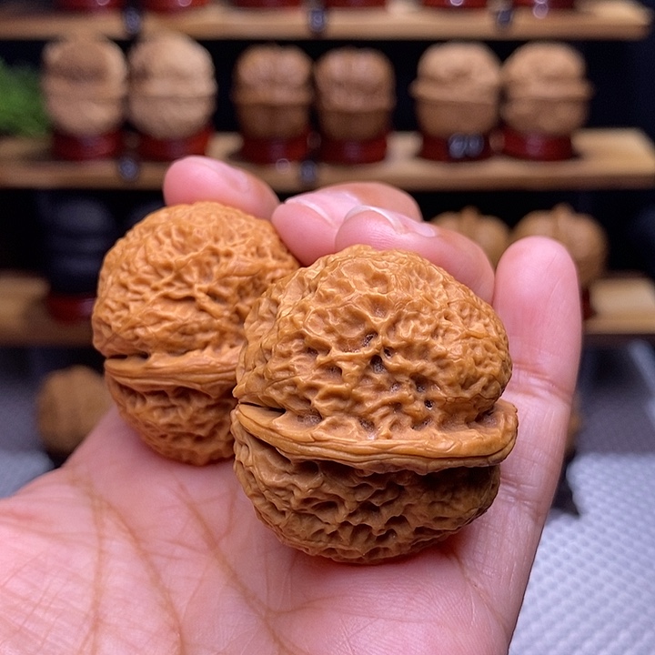 文玩核桃吊坠开背双龙7