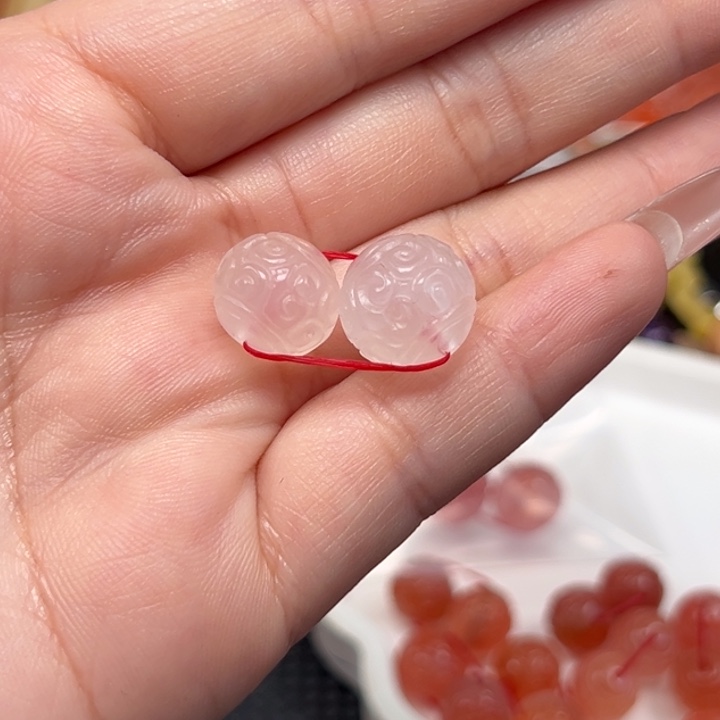 颈饰未镶嵌南红玛瑙
