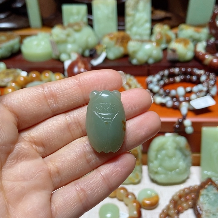 岫岩河磨玉（透闪石质玉）手链未镶嵌