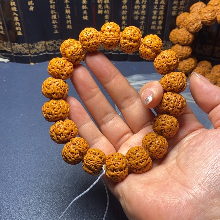 硬***。金刚菩提手串尼泊尔17