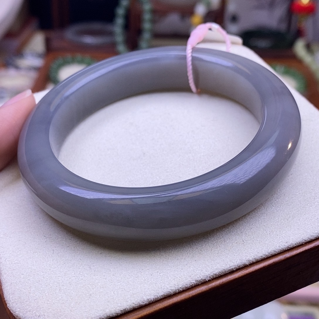 颈饰未镶嵌和田玉孤品补贴浓烟紫宽版手镯58