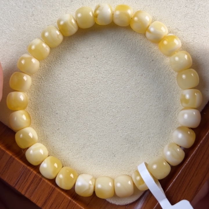 琥珀未镶嵌手链8.2g金白8mm tt