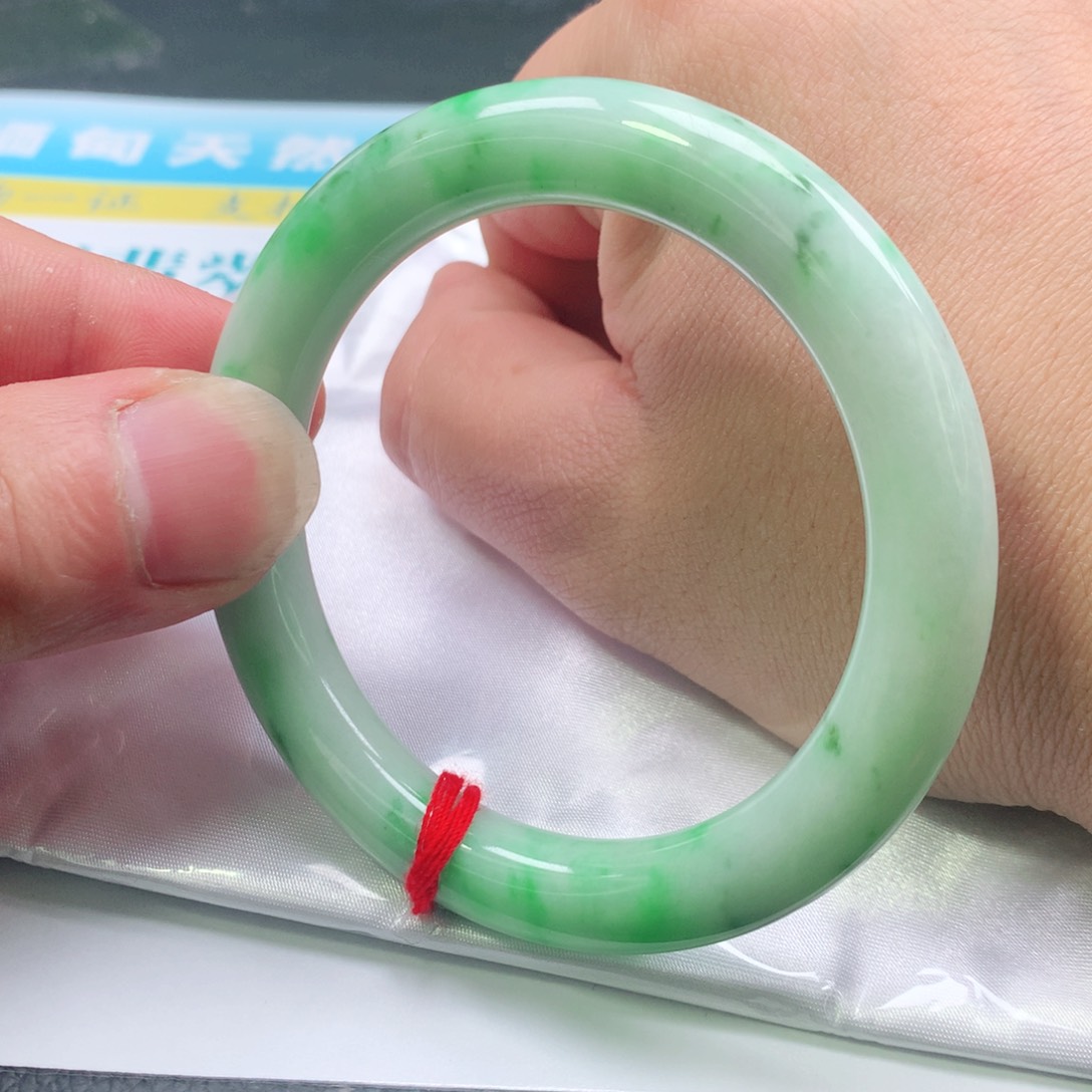 翡翠手镯未镶嵌0729号