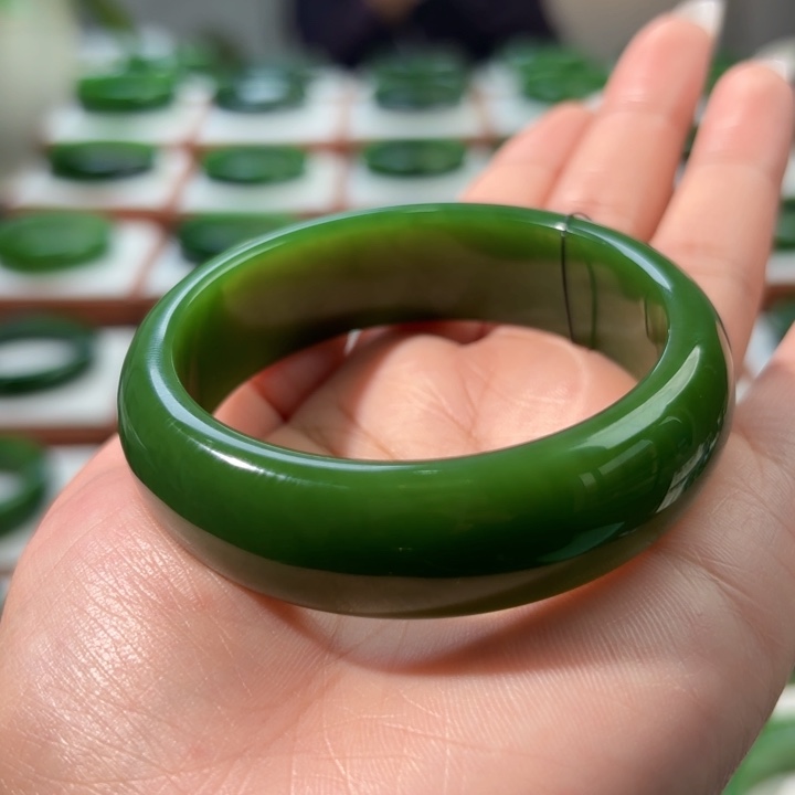 未镶嵌手镯和田玉5455