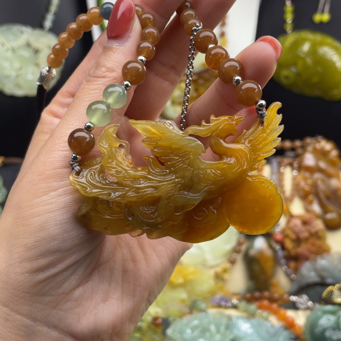 未镶嵌蛇纹石玉颈饰