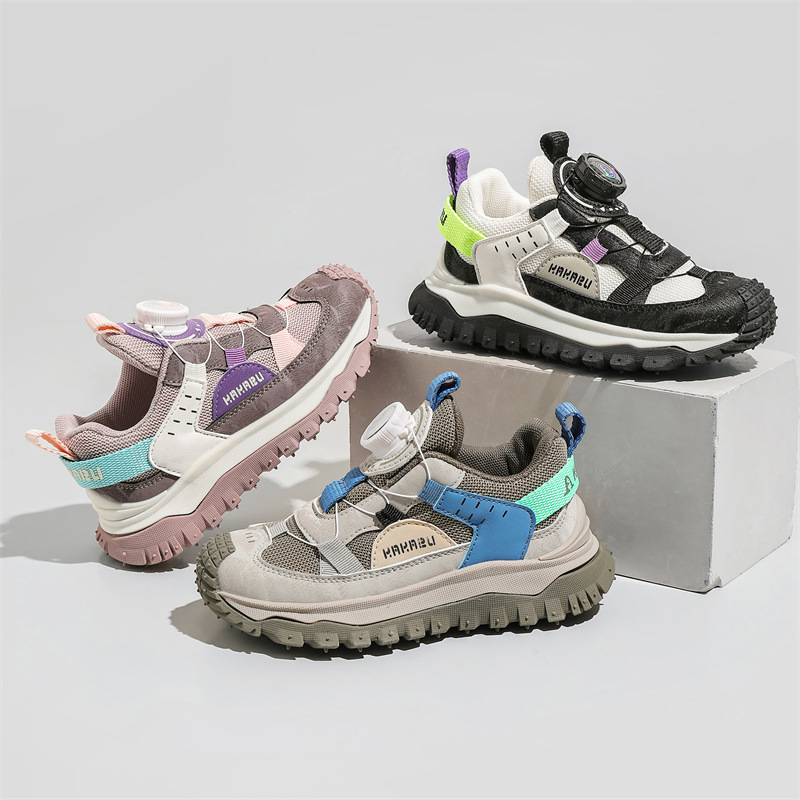 新款时尚旋钮扣软底男女老爹童鞋936