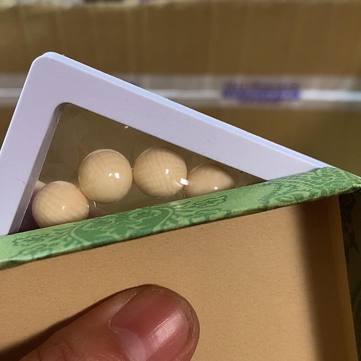 娜***娜大叶紫檀（黑酸枝木类）