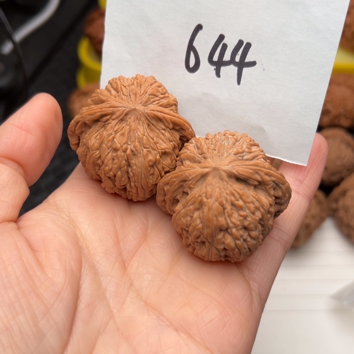 核桃40尺寸红宝石