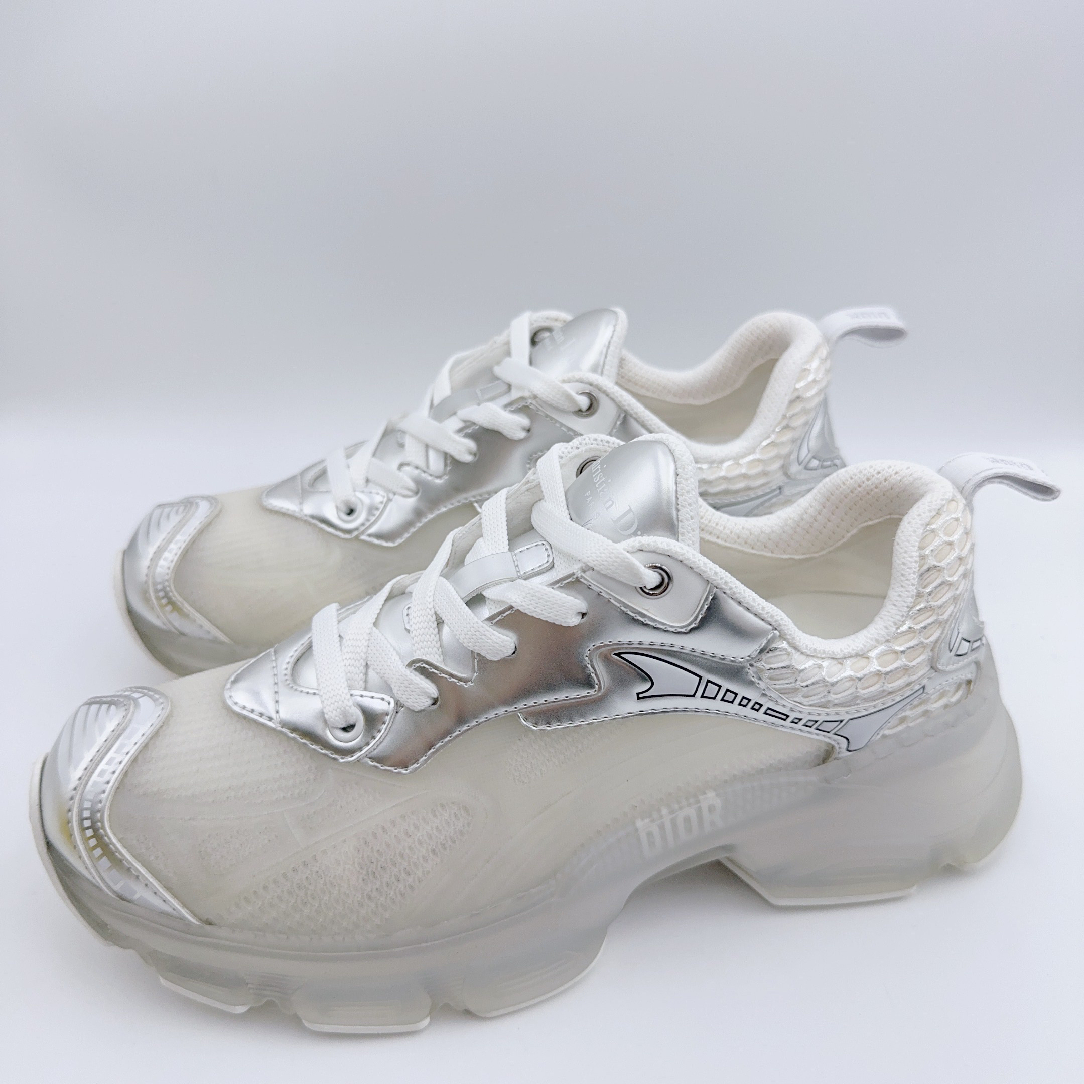 95新 DIOR/迪奥 37.5码/白银Vibe老爹鞋/01838