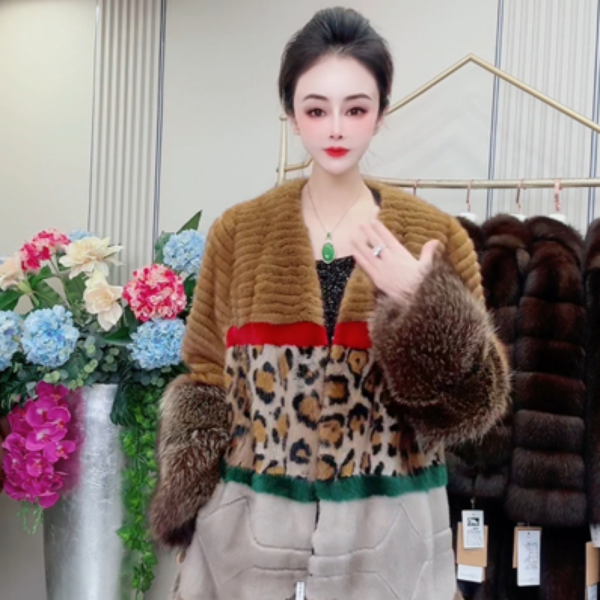 22060皇家贵夫人冬季新款女装V领皮草大衣DZH-衣长115cm/95cm