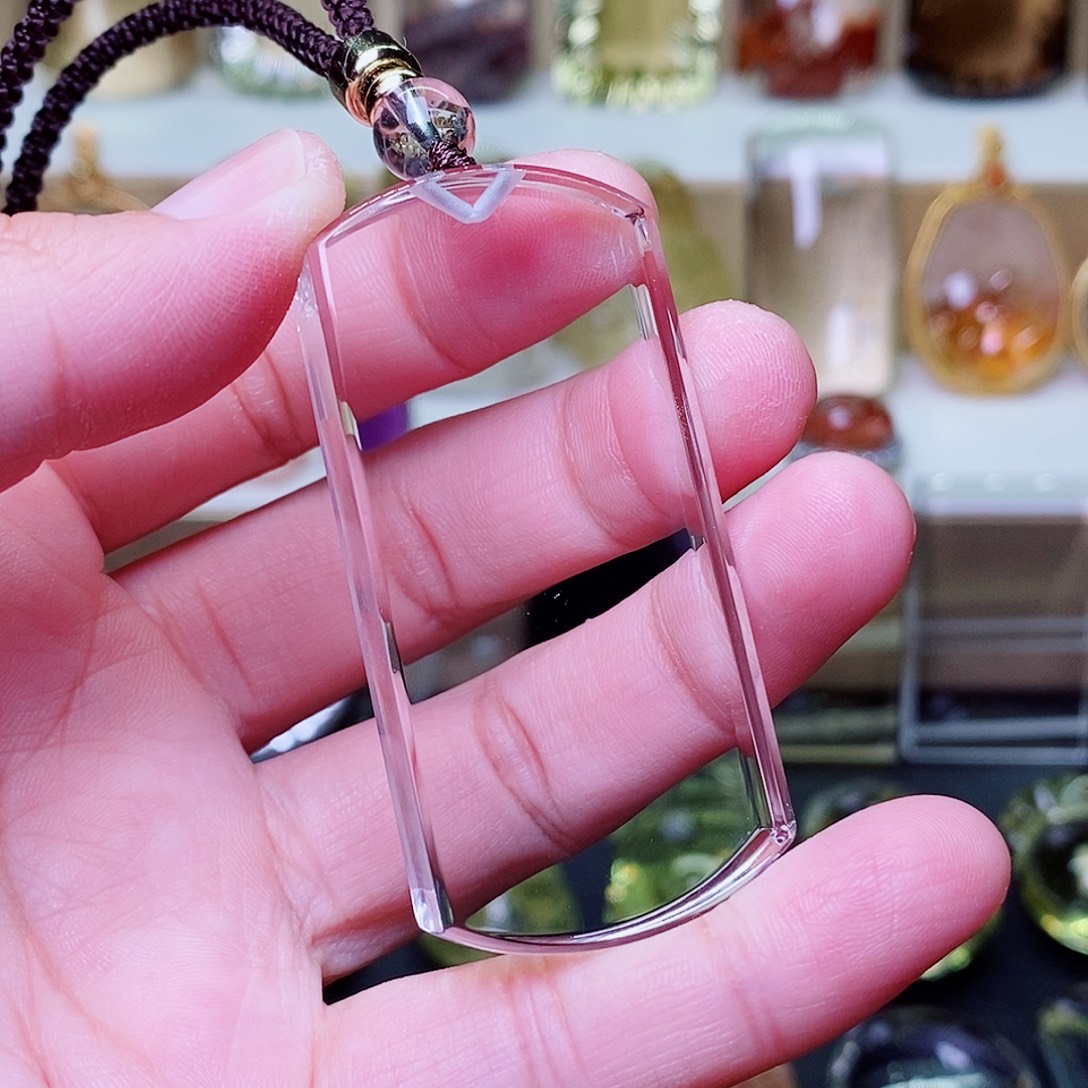 吊坠(赠链)未镶嵌水晶