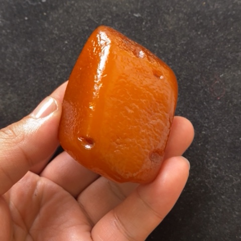 蜜蜡珠宝奇石未镶嵌