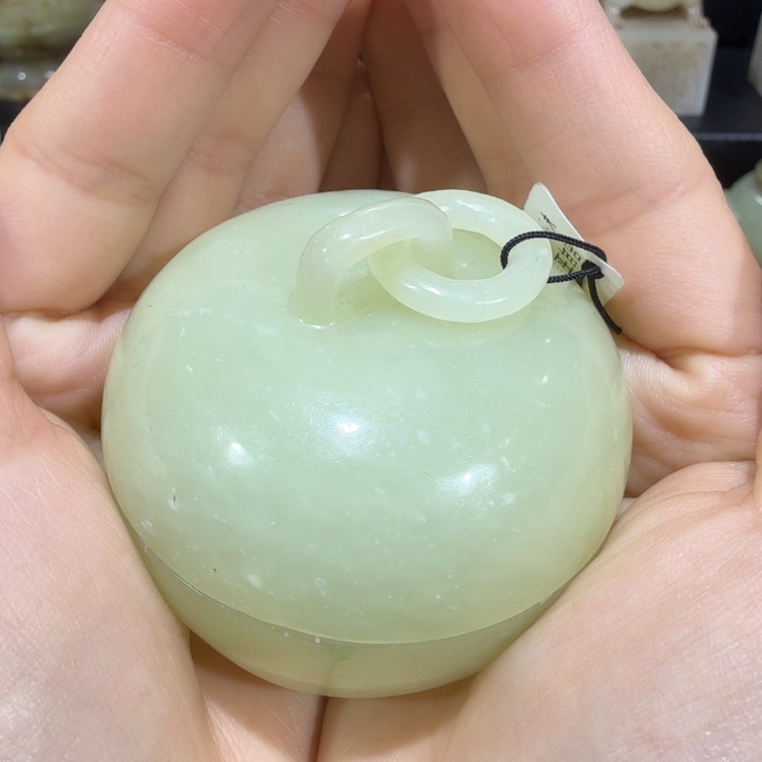 厚***轩和田玉未镶嵌挂件