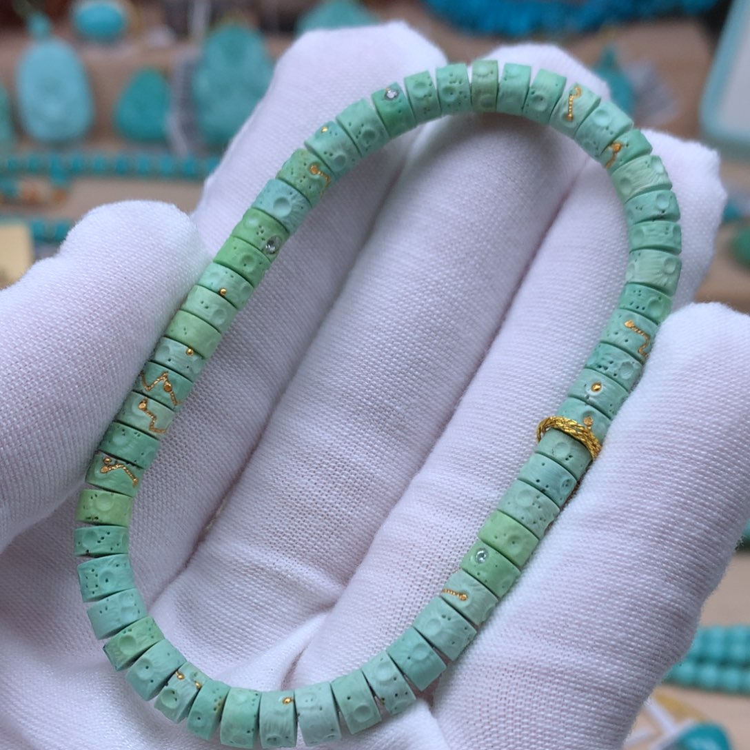 绿松石精品配饰未镶嵌