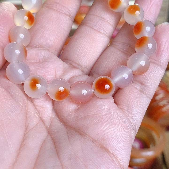 玛瑙/玉髓手镯未镶嵌
