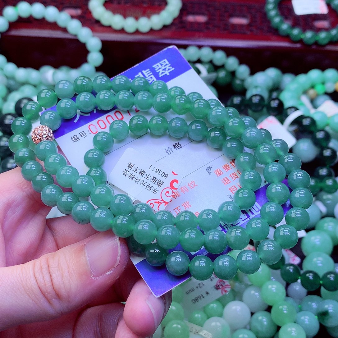 清***夏翡翠未镶嵌毛衣链