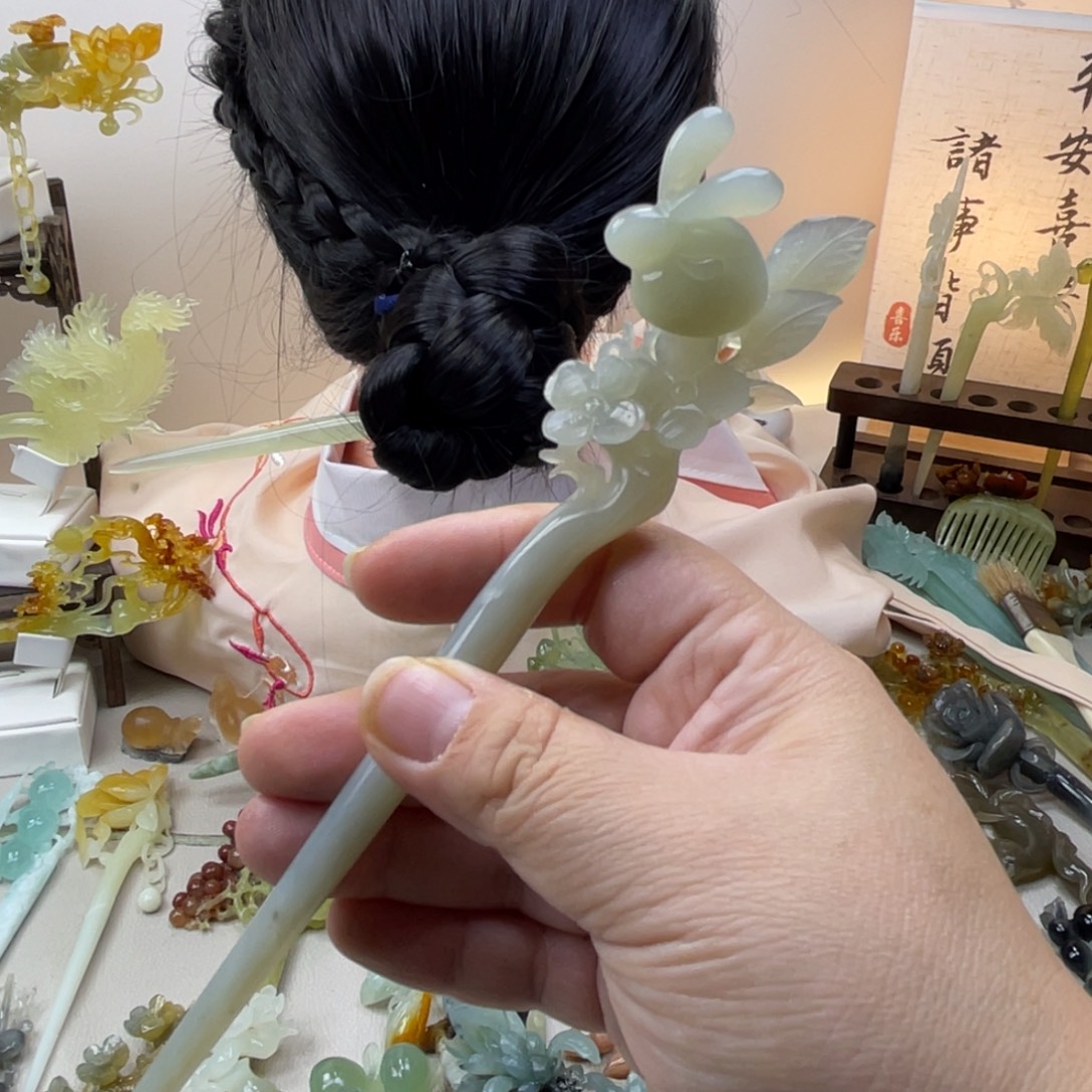 酞***蓝蛇纹石玉合金发饰