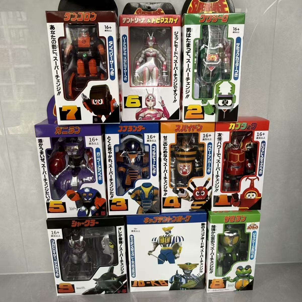 贝贝铁甲小宝全系列卡布达鲨鱼辣椒鲨鱼巨人男孩玩具礼物