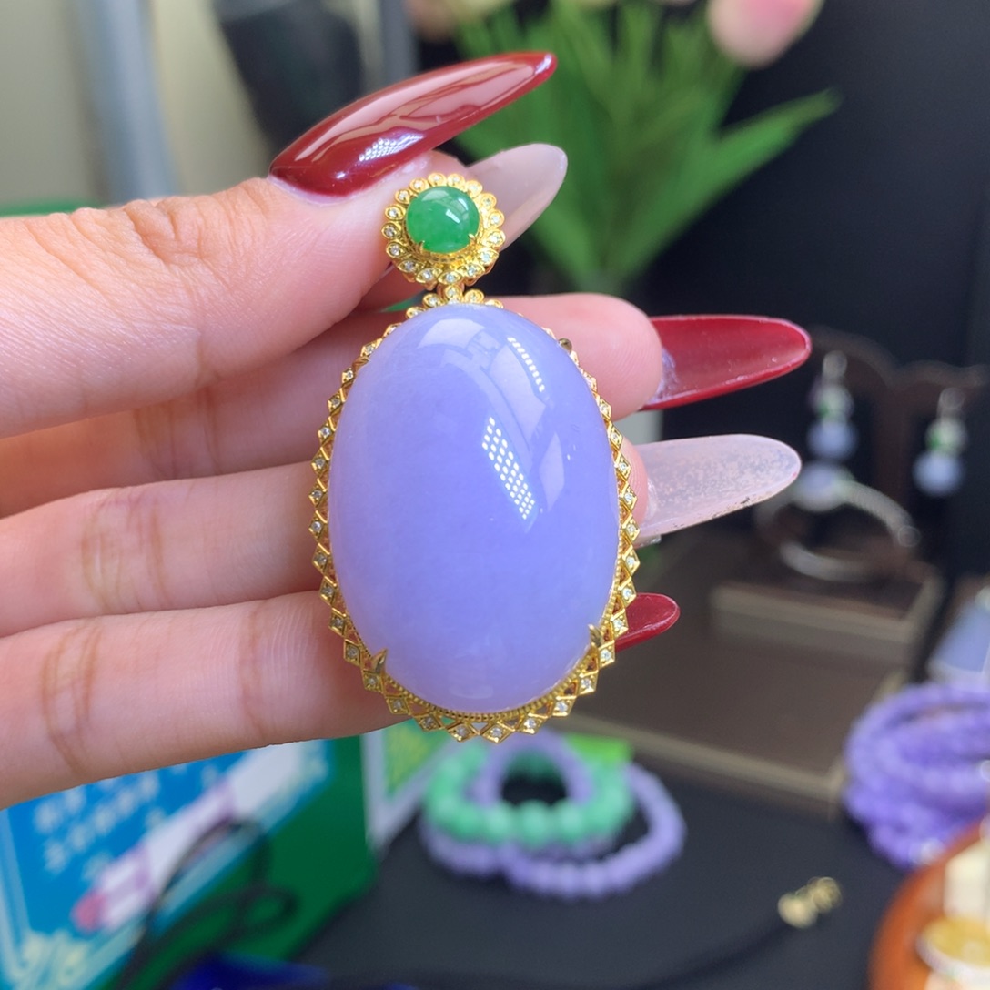 翡翠颈饰18K金镶嵌天然