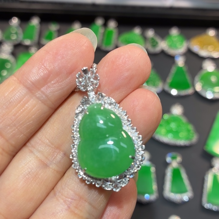 翡翠18K金镶嵌吊坠(不含链)翡翠