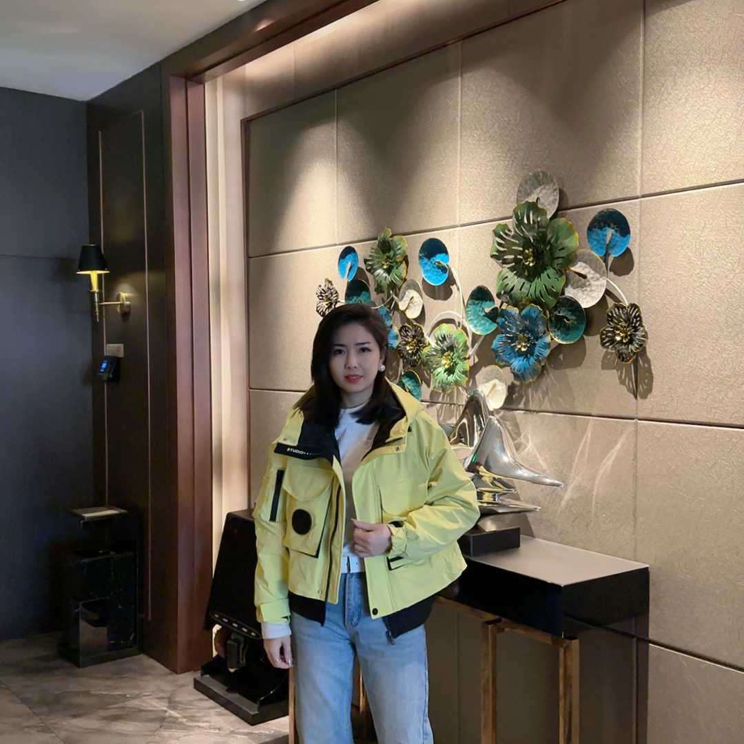 【华姐】欧货爆款连帽百搭款经典短款二棉冲锋衣短外套