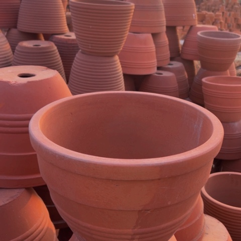 口35高27红陶大盆微瑕