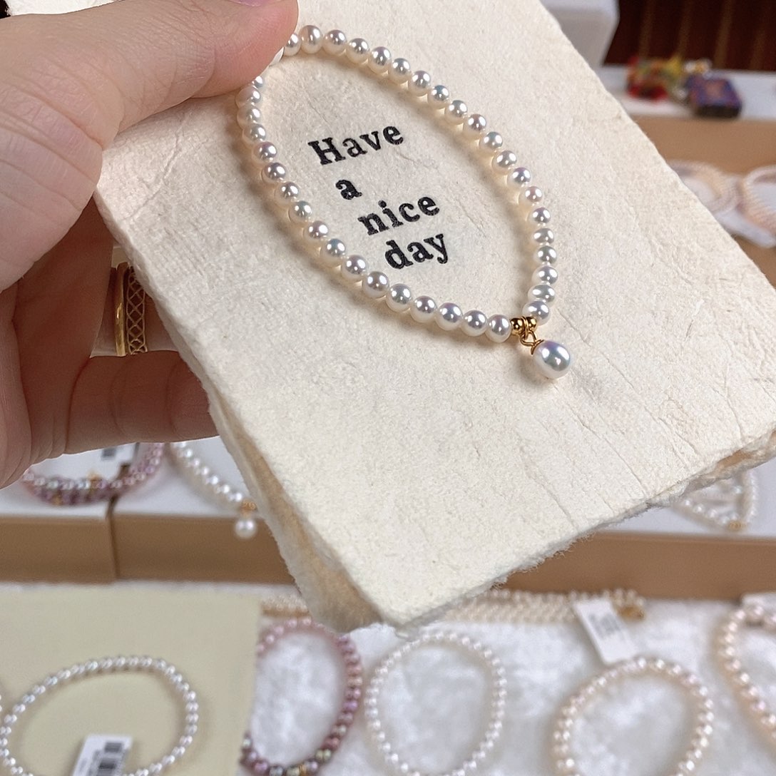 淡水珍珠18K金镶嵌手绳