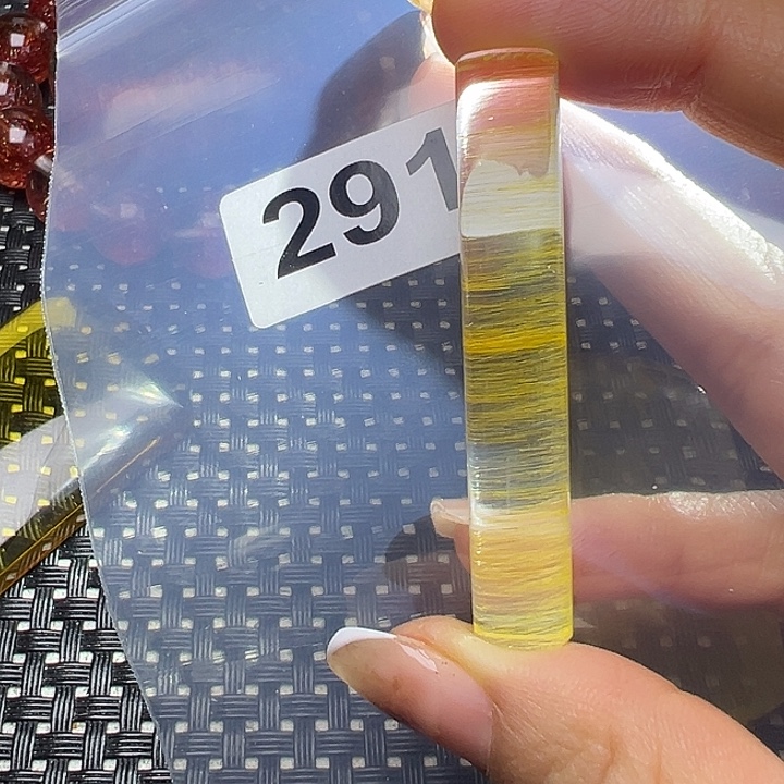 小***亮非金属精品路路通