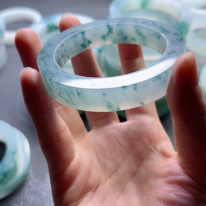 金***聚定制翡翠未镶嵌不退不换