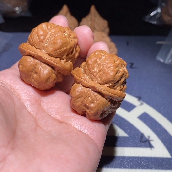 文玩核桃吊坠34×39蛤蟆头