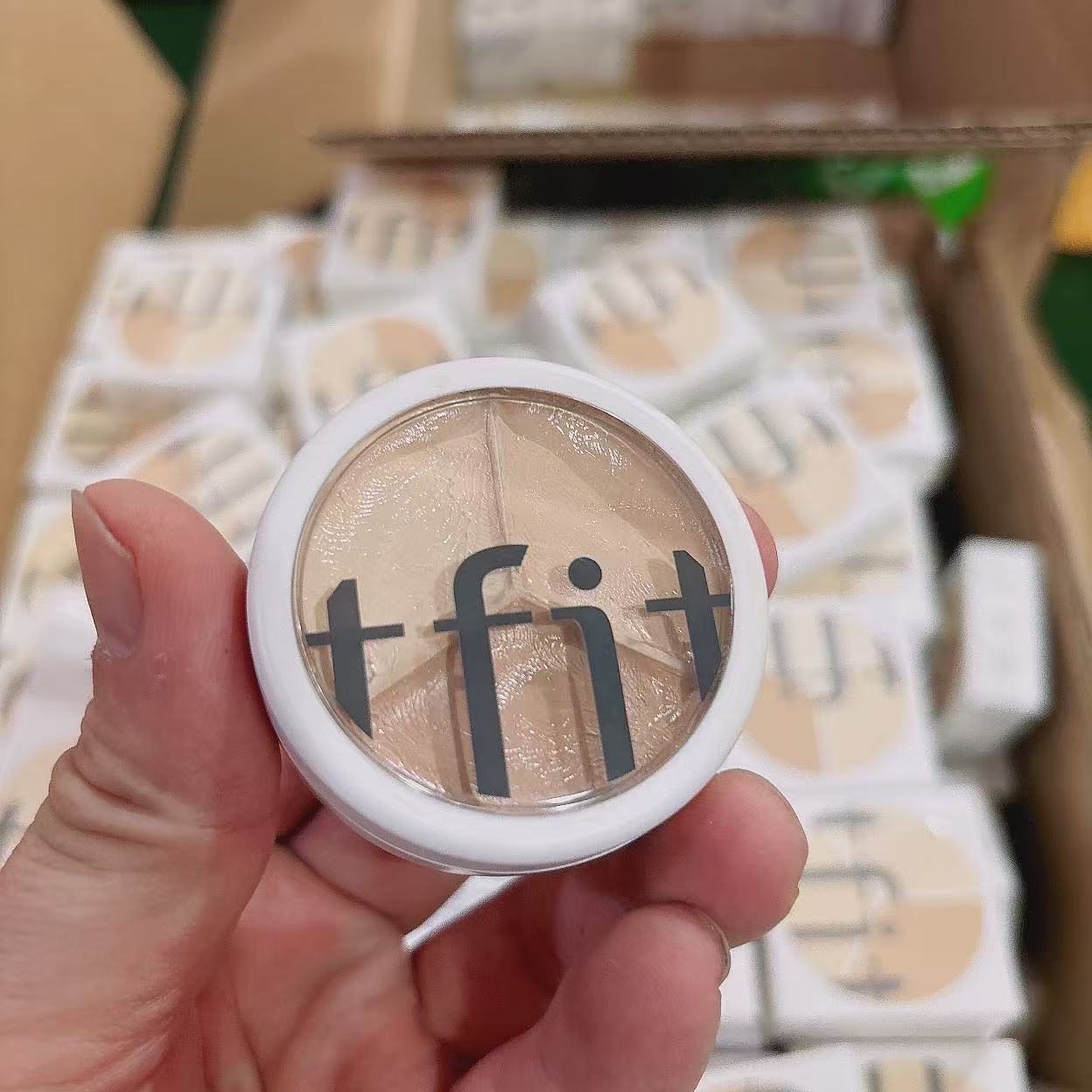 （电商退件，被试用!）三色遮瑕膏10g