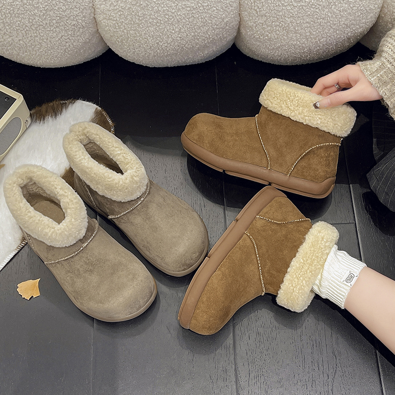 复古圆头丑萌短靴女2024新款加绒低帮雪地靴保暖大棉鞋厚底毛毛靴