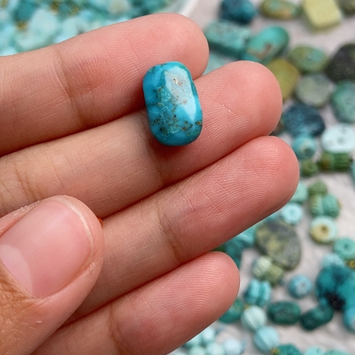 南红玛瑙未镶嵌珠宝奇石