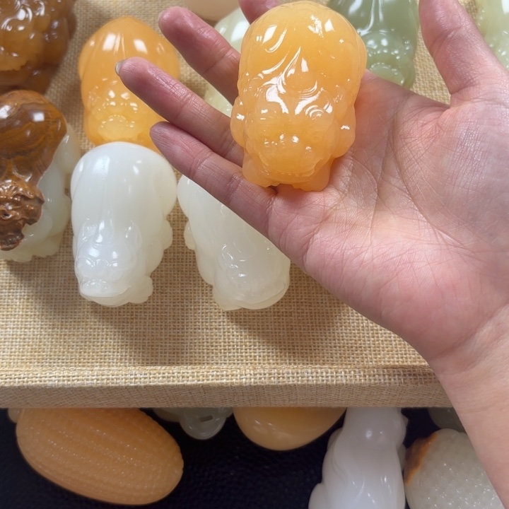 万***8石材昆仑山脉黄色貔貅