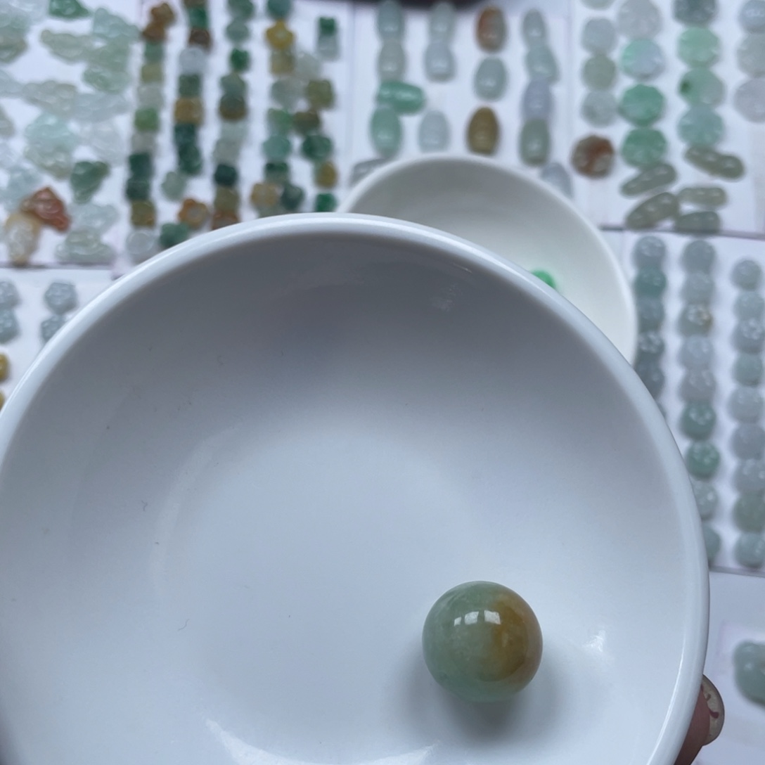 翡翠颈饰未镶嵌77777777