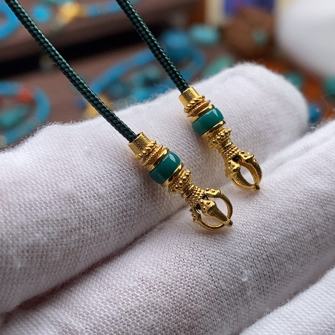 绿松石18K金镶嵌绿松石配饰