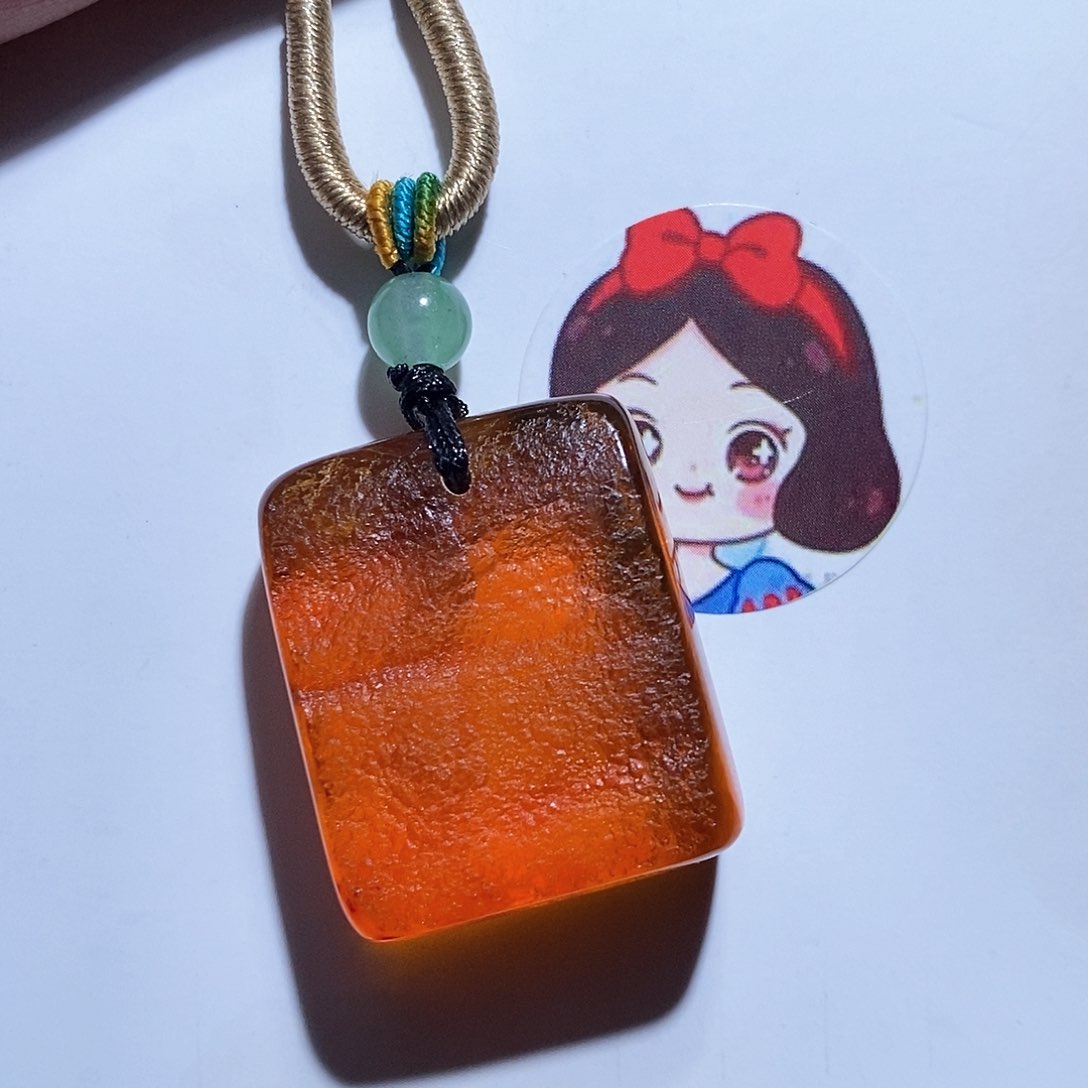 未镶嵌琥珀珠宝奇石