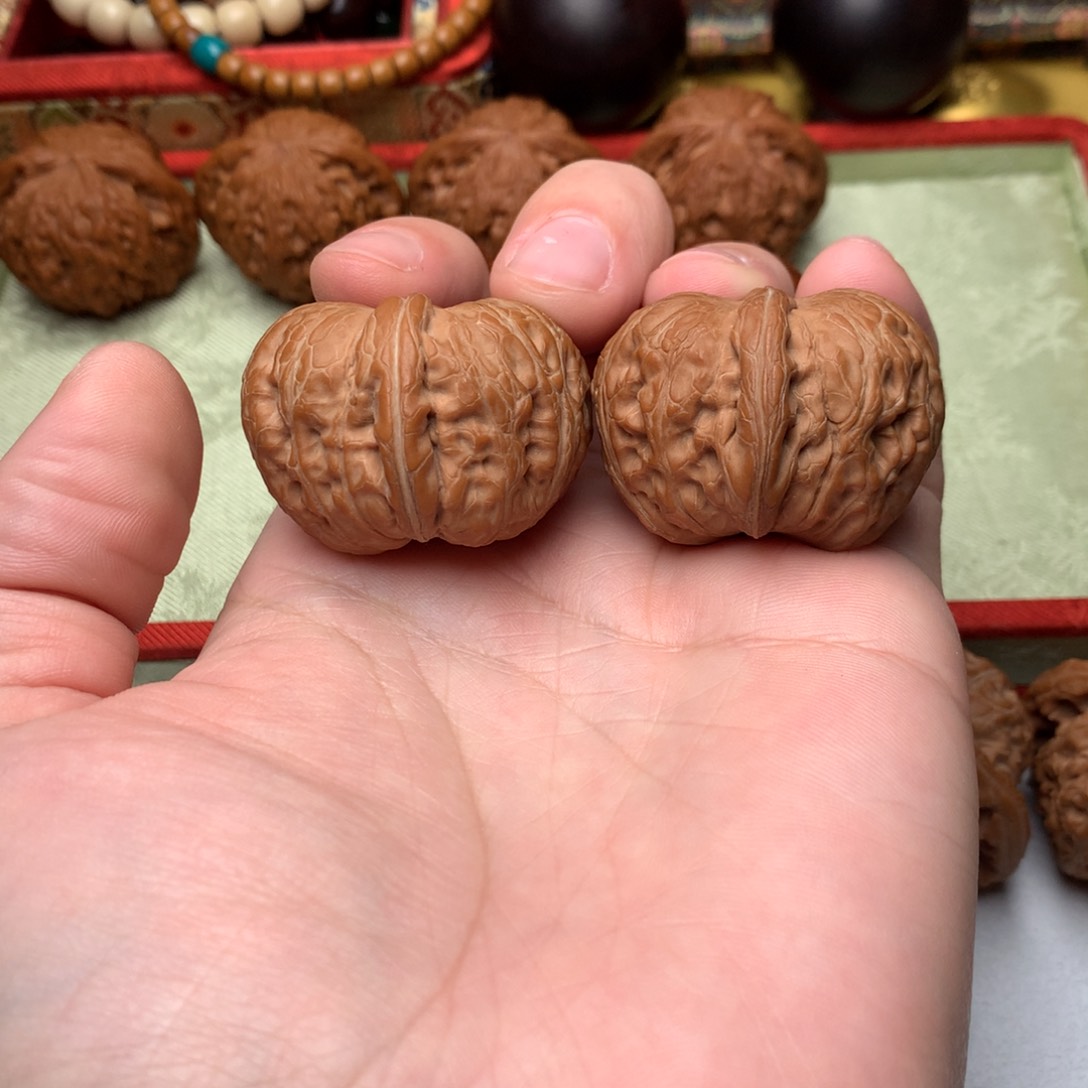 文玩核桃把件40尺平谷元宝狮子头