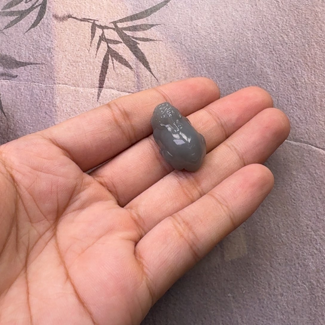 和田玉吊坠未镶嵌