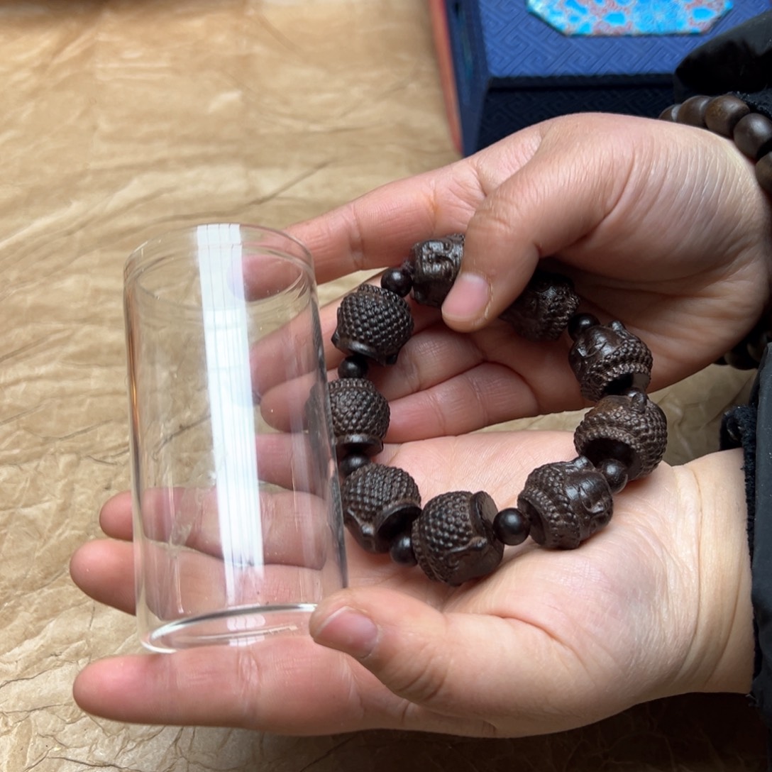 大叶紫檀（黑酸枝木类）