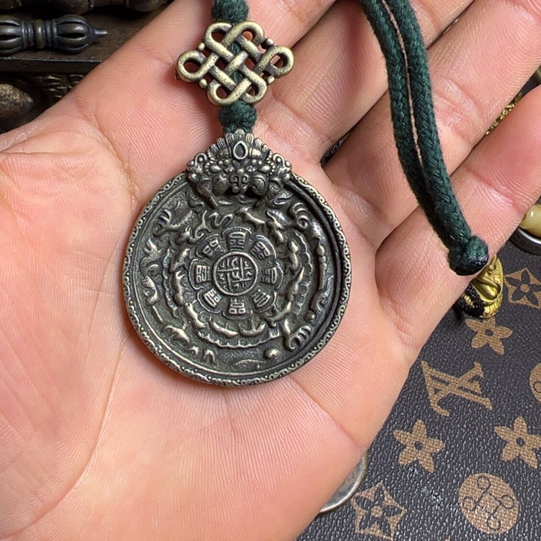 琉璃手工艺品谢谢