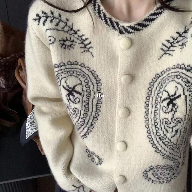 （051-100直播间看款拍）秋冬开衫套头打底衫清清清～